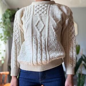 Vintage Irish Aran wool sweater cream cable knit (XS/S)